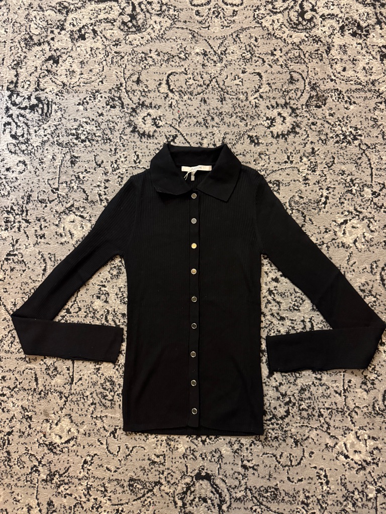 Ribbed Button-Front Black Collared Top